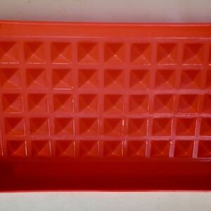 Vintage Tupperware hot dog bacon keeper